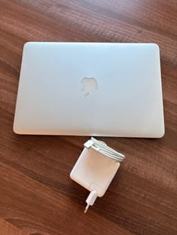 Apple MacBook Pro 13 (Early 2015) silver