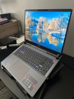 MSI Vector 16 HX – i9 / RTX 4080 / 32GB / 1TB – Kraftfull gaminglaptop