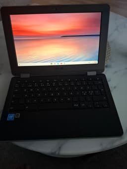 ASUS Chromebook C213N
