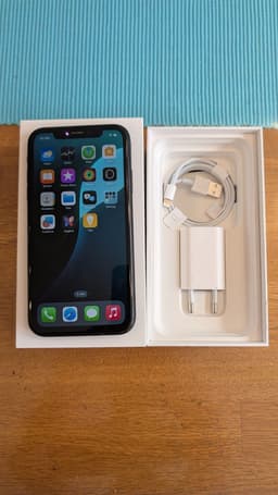 Iphone XR 64GB Svart, 81% BH