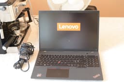 Lenovo ThinkPad P16s Gen 1 Magnesium Ryzen i7 i fint skick