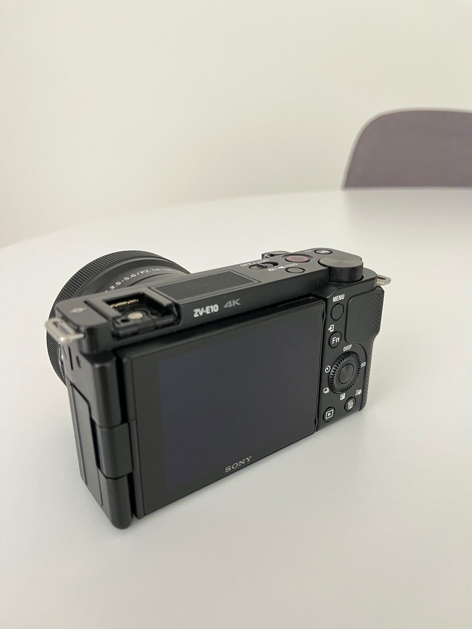 Sony ZV-E10