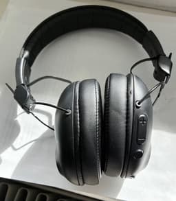 Hörlurar JLab Studio Pro