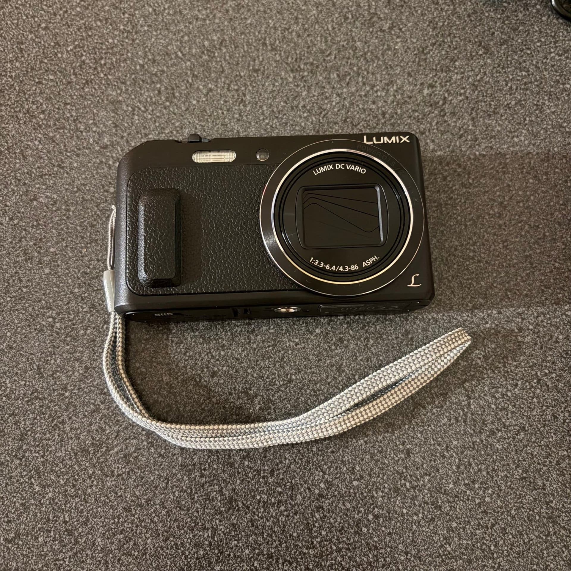 Panasonic Lumix DMC-TZ57 (Nyskick!) – 20x Zoom & Wi-Fi