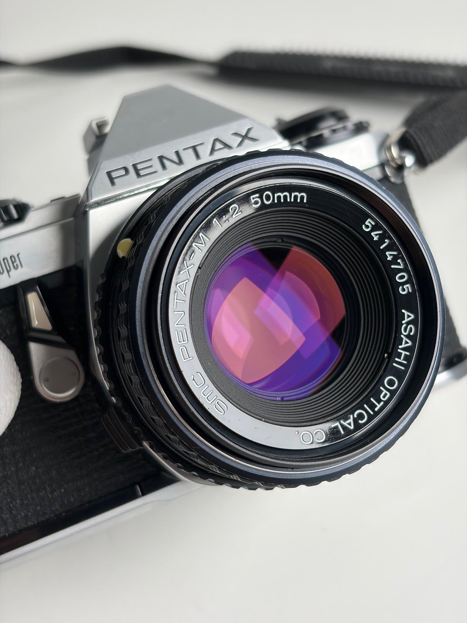 Pentax ME Super med SMC Pentax-M 50mm f2 objektiv