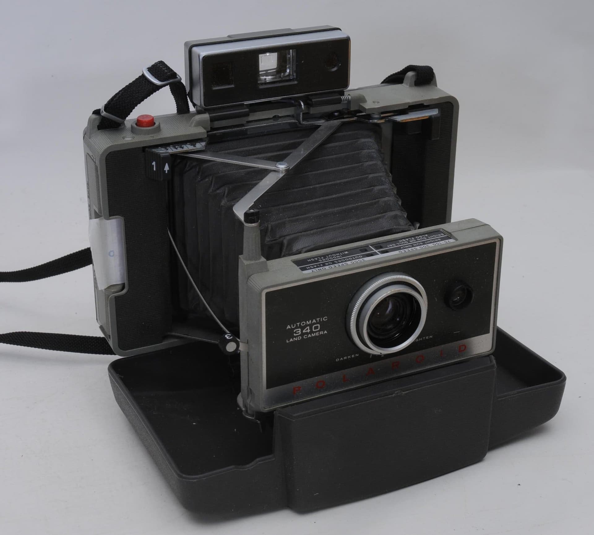 Polaroid Land Camera 340