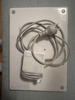 Apple Macbook model: 1181