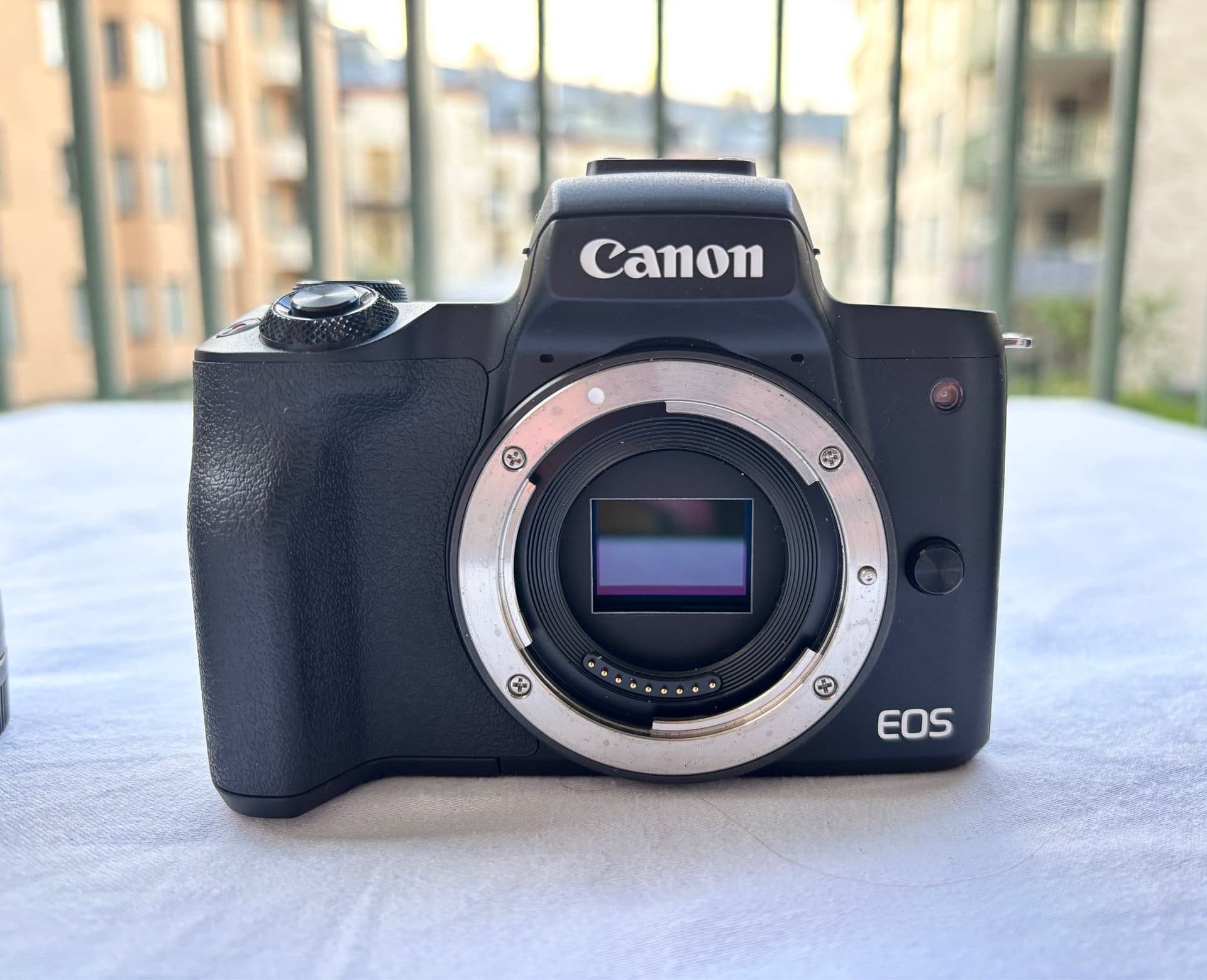 Canon EOS M50 Mark II – Komplett kamerapaket | 3 objektiv + väska + SD-kort