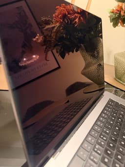 MacBook Pro 16” 2021 M1 Pro 16GB 1TB SSD + Spigen + originalkartong