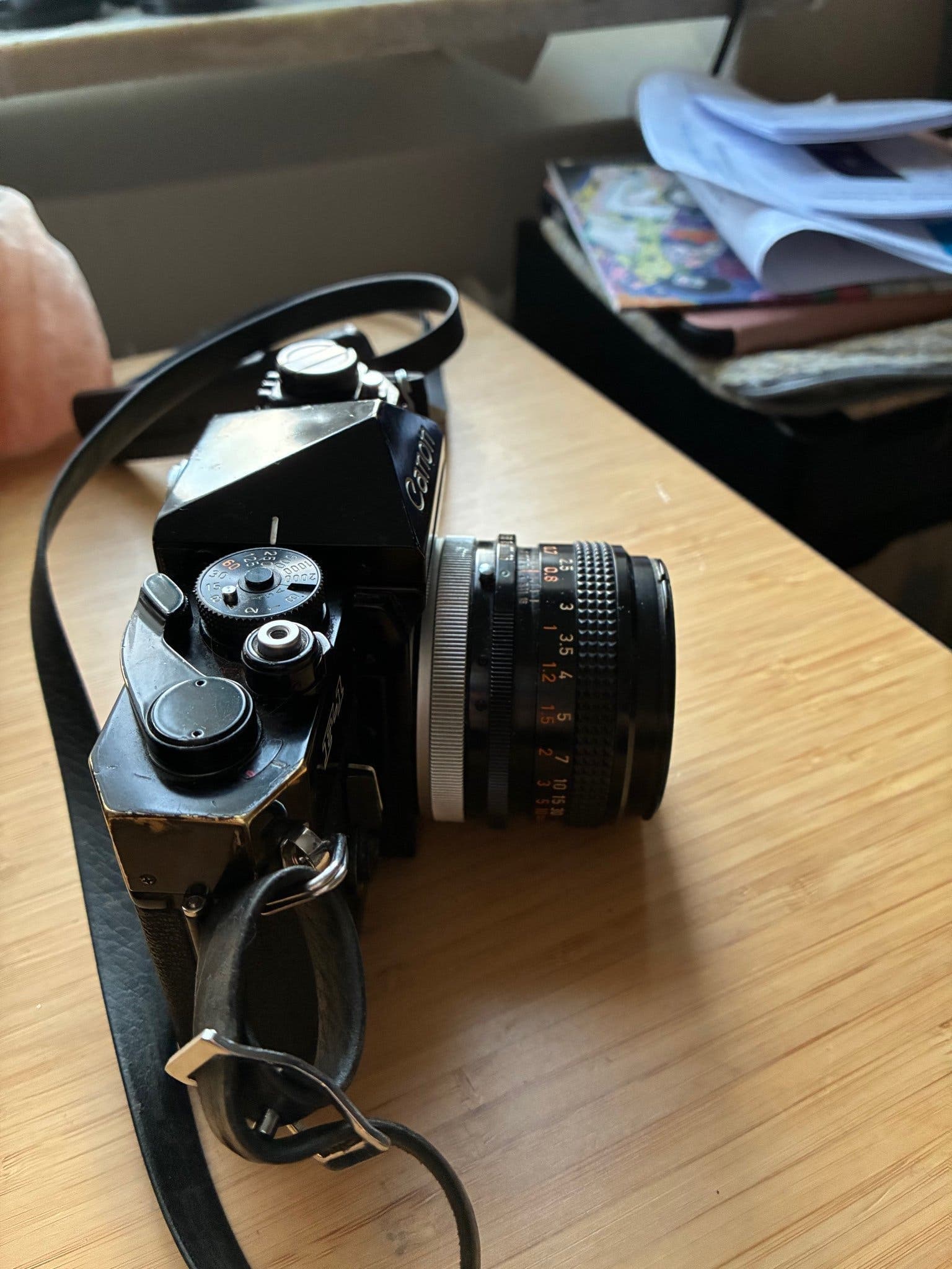 Canon F-1 35mm SLR Film Kamera+ FD 50mm 1:1.8 S.C. lens