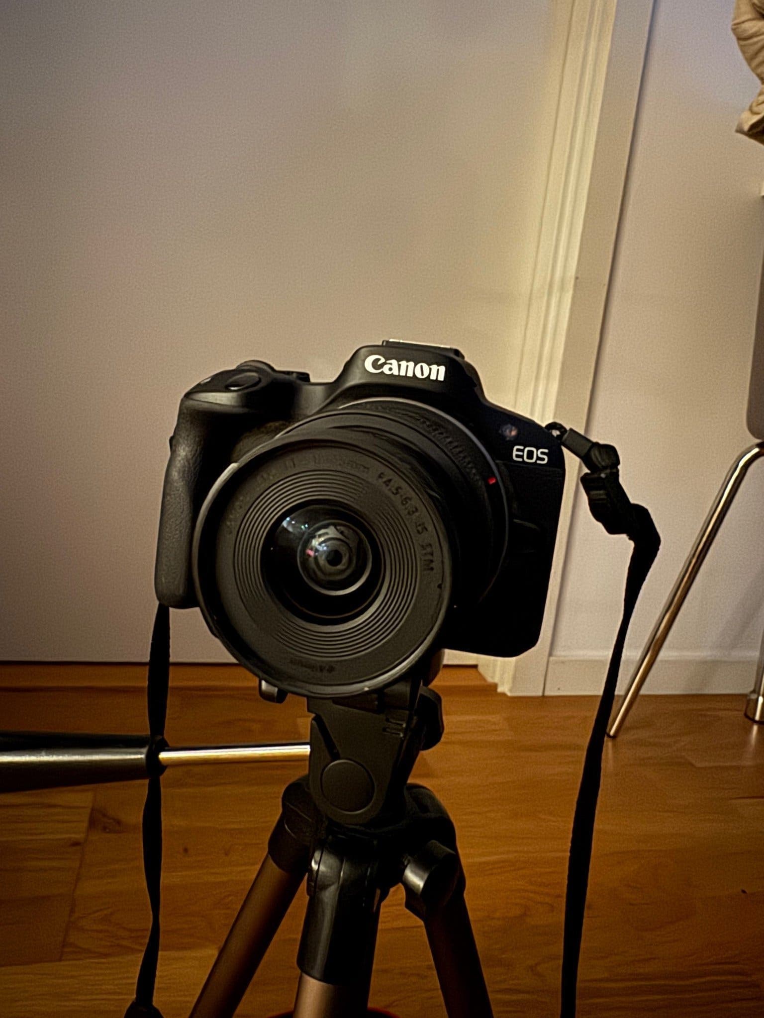 Canon EOS R50 + RF-S 18-45mm F4.5-6.3 IS STM