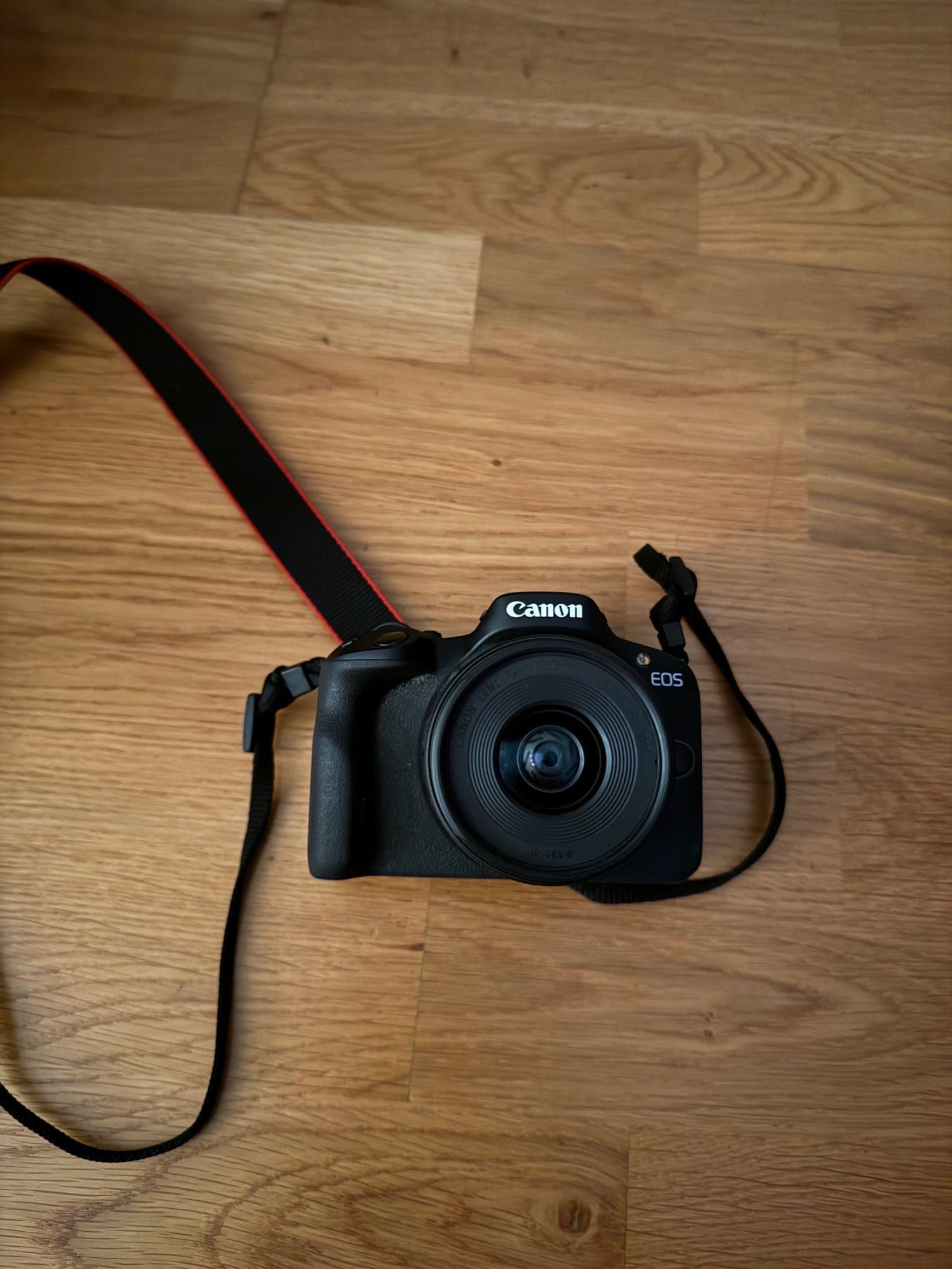 Canon EOS R50 + RF-S 18-45mm F4.5-6.3 IS STM