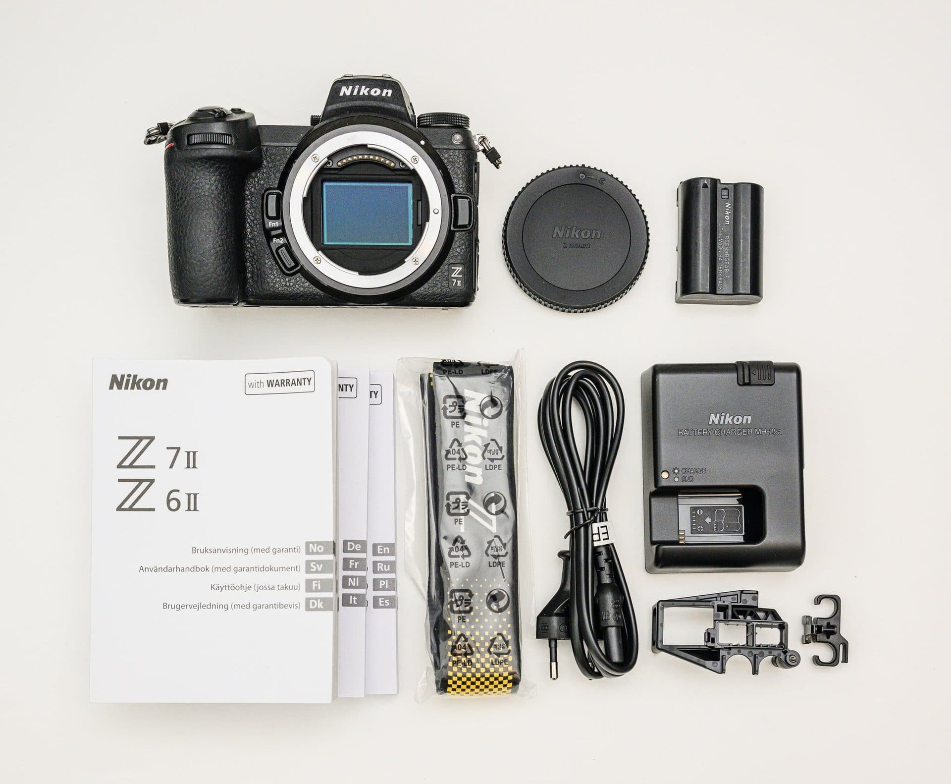 Nikon Z7 II kamerahus – 45,7 MP fullformat – komplett med kartong och tillbehör
