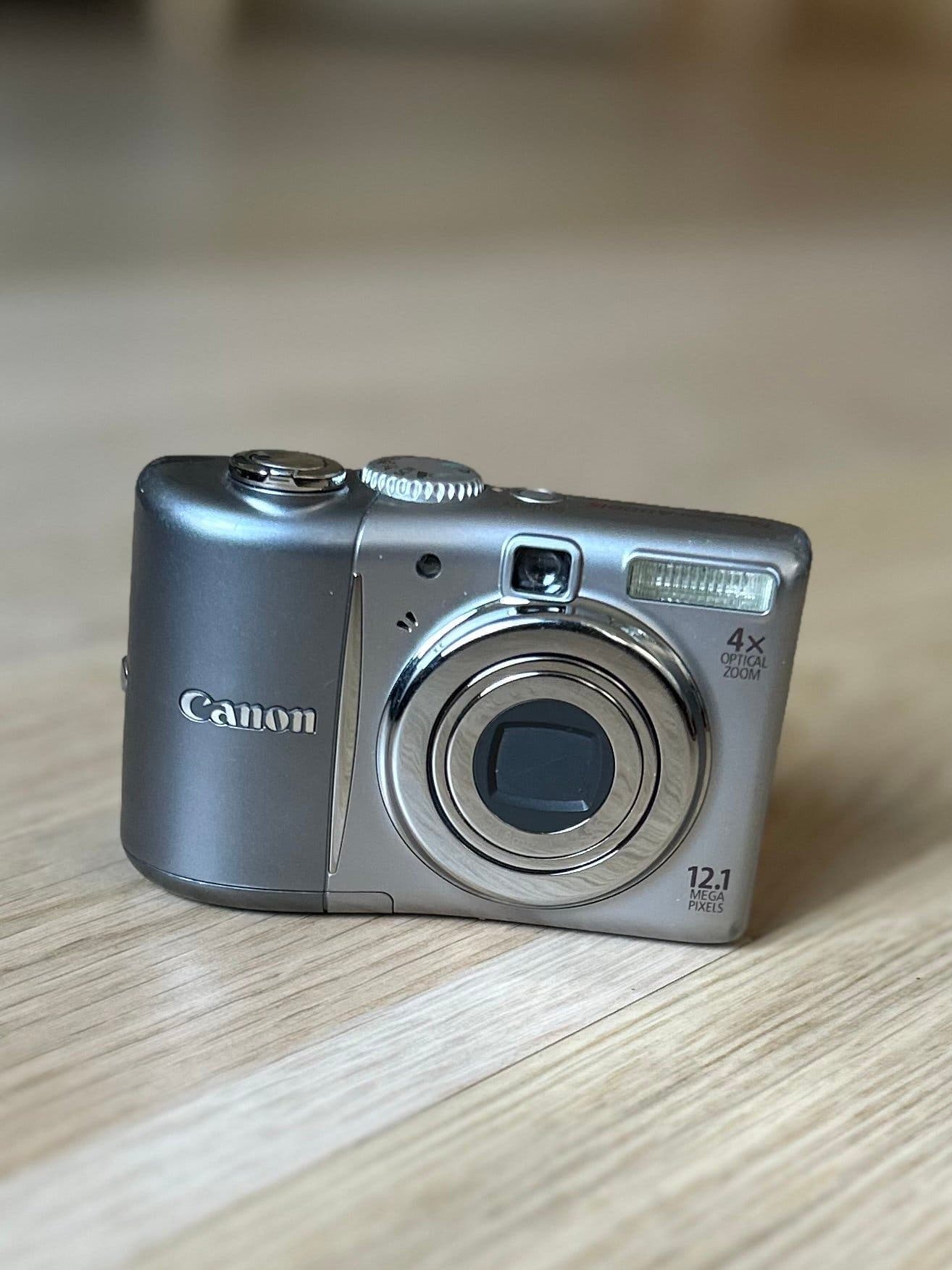 Canon PowerShot A1100 IS - Y2K Digicam - komplett i originalförpackning, nyskick