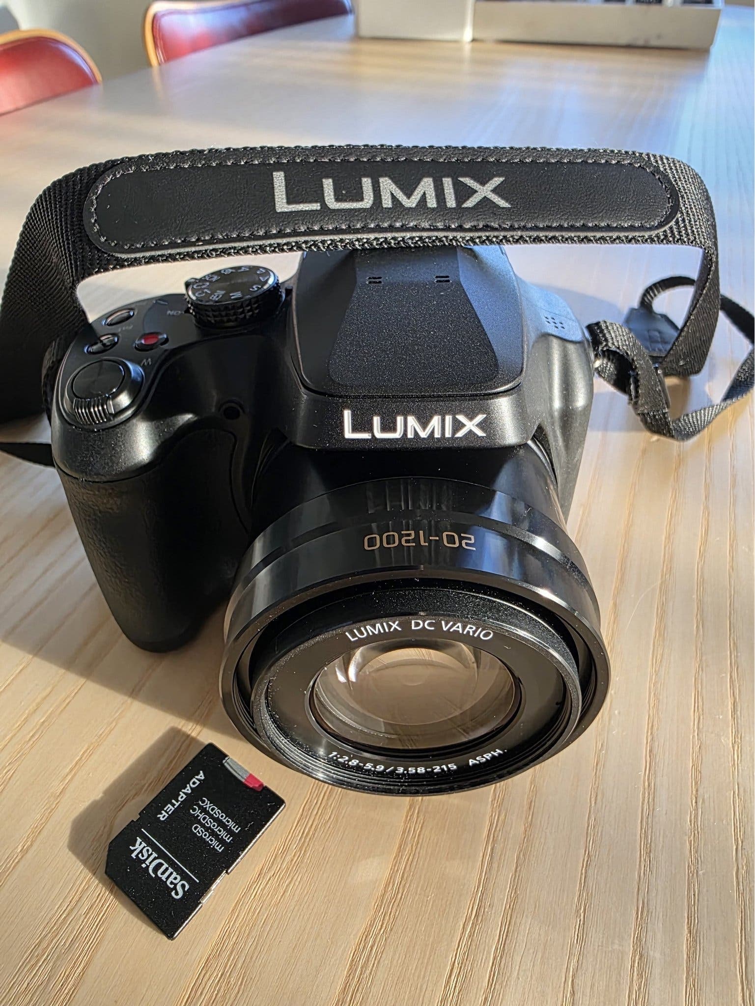 Super zoom kamera