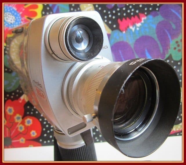 Minolta Zoom 8 8mm Cine Film Movie Camera-Tested & Working+Various accessories.