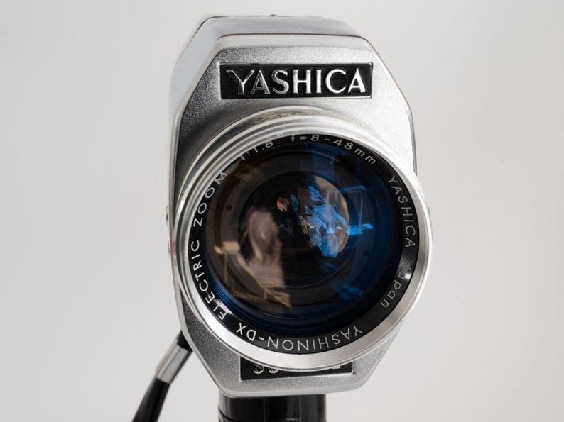 Yashica Super 60E Super 8 Filmkamera – Vintage analog filmkamera med väska