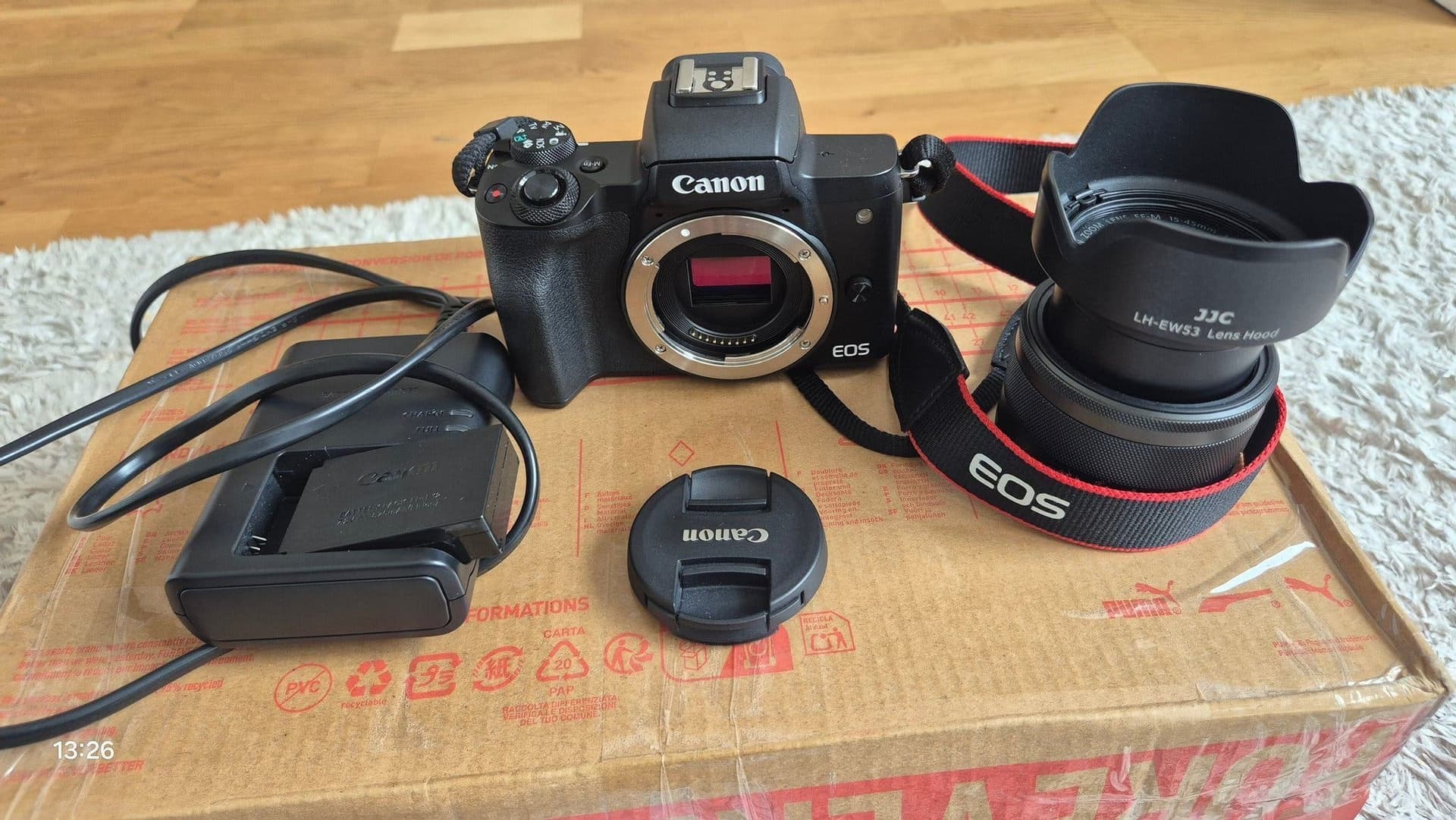 Canon EOS M50 Mark II Vlogging-Kit + EF-M 15–45mm + Røde VideoMic GO (Nyskick!)