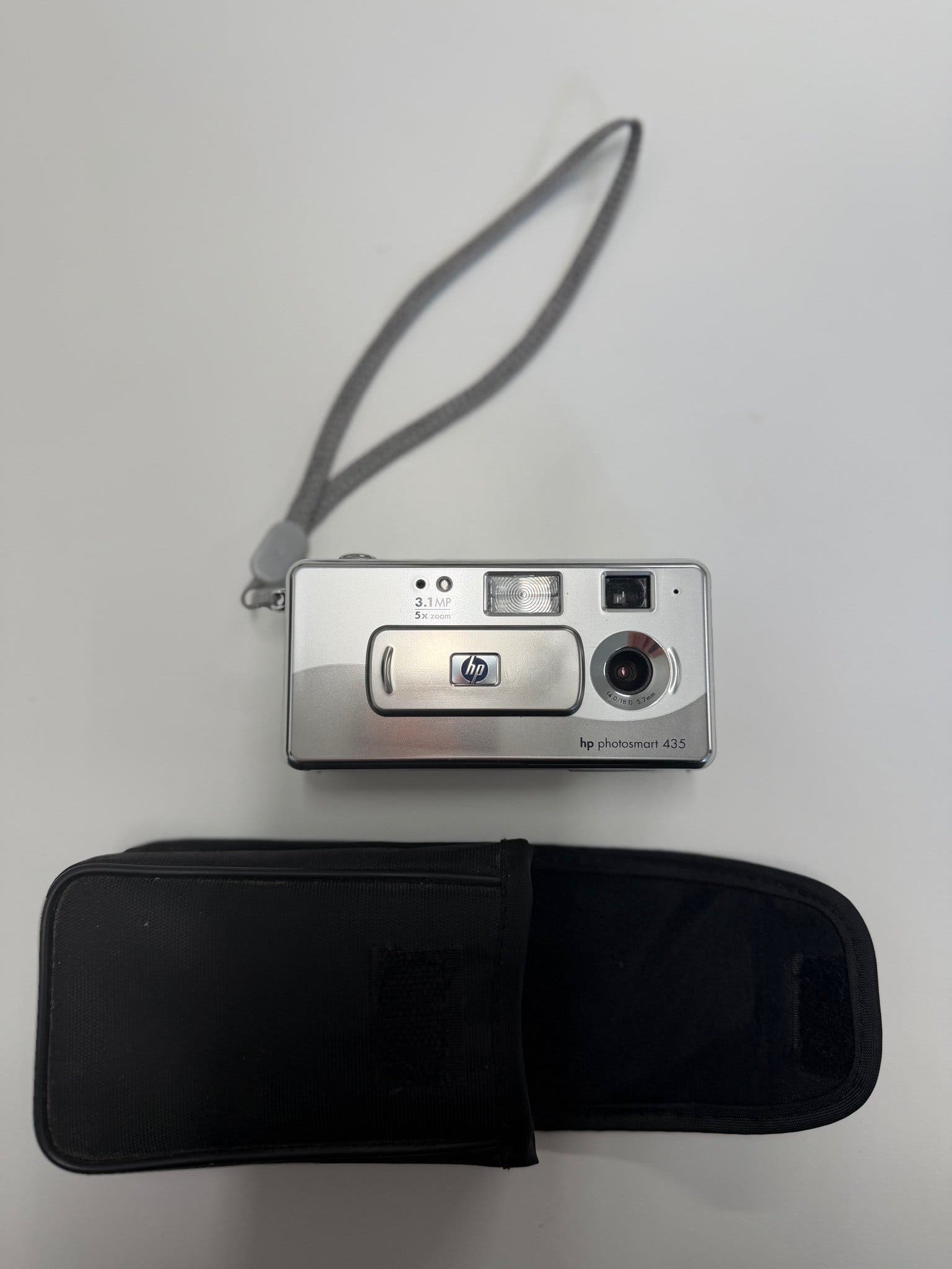 HP Photosmart 435 digitalkamera 3,1 MP – Retro/Y2K – Testad & fungerande + fodra