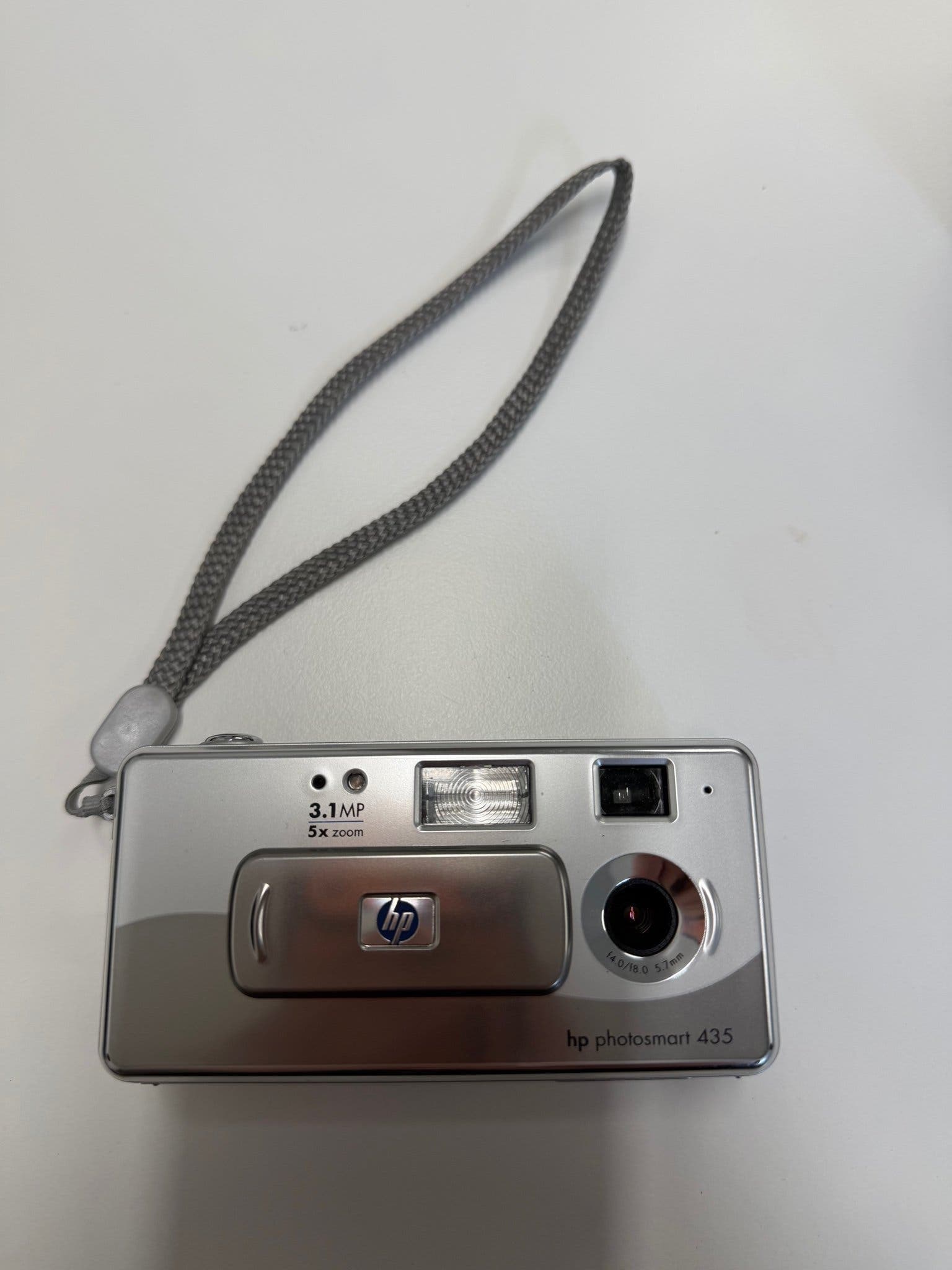 HP Photosmart 435 digitalkamera 3,1 MP – Retro/Y2K – Testad & fungerande + fodra