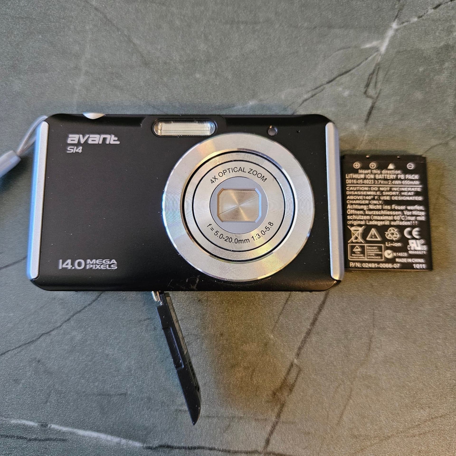 Avant S14 digitalkamera 14.0 MP – 4x Optical Zoom – Retro Digicam Y2K
