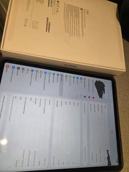 Apple iPad Air 13 tum (M3) Wi-Fi + Cellular 512 GB Lila