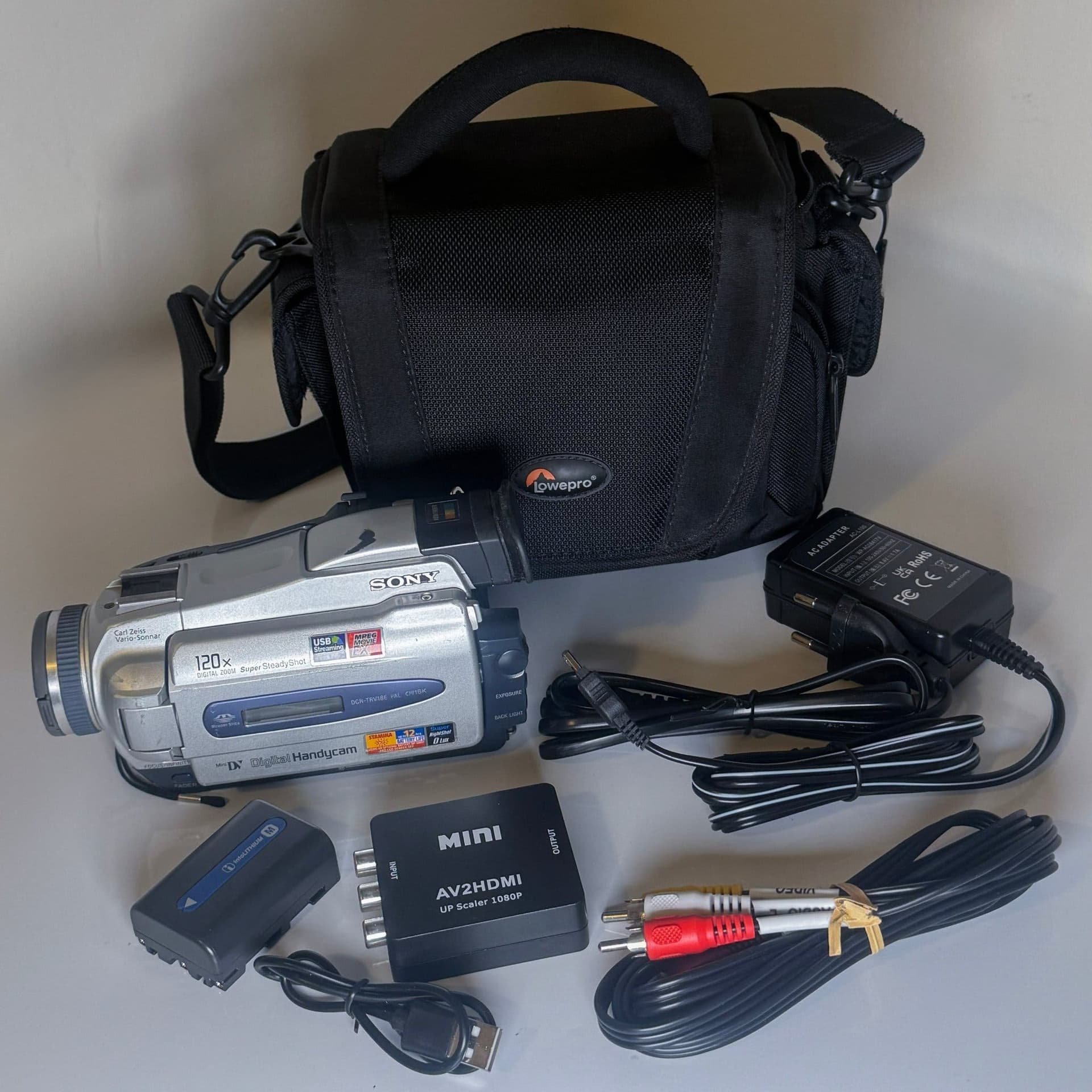 Sony DCR-TRV18E - miniDV - HDMI adapter