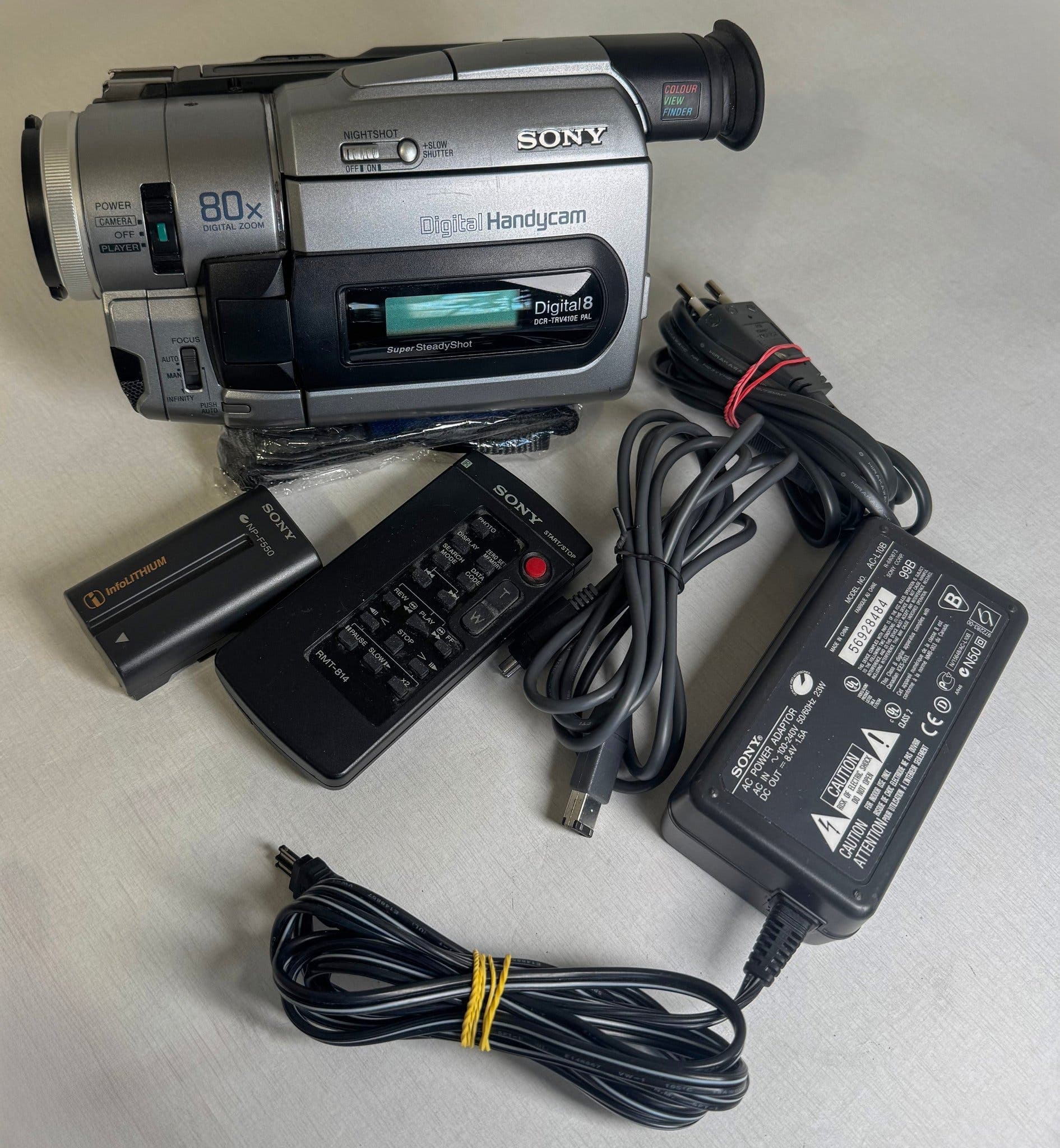 Sony DCR-TRV410E Digital8, Hi8, Video8 - 8mm