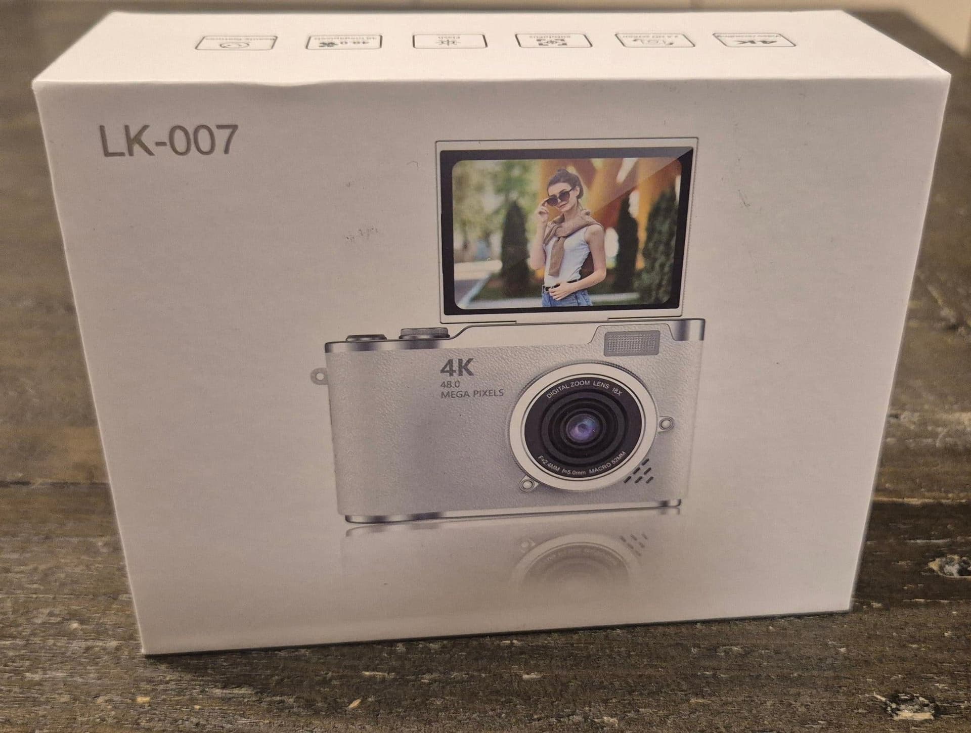 4K digitalkamera med flipskärm – perfekt för foto & vlogg