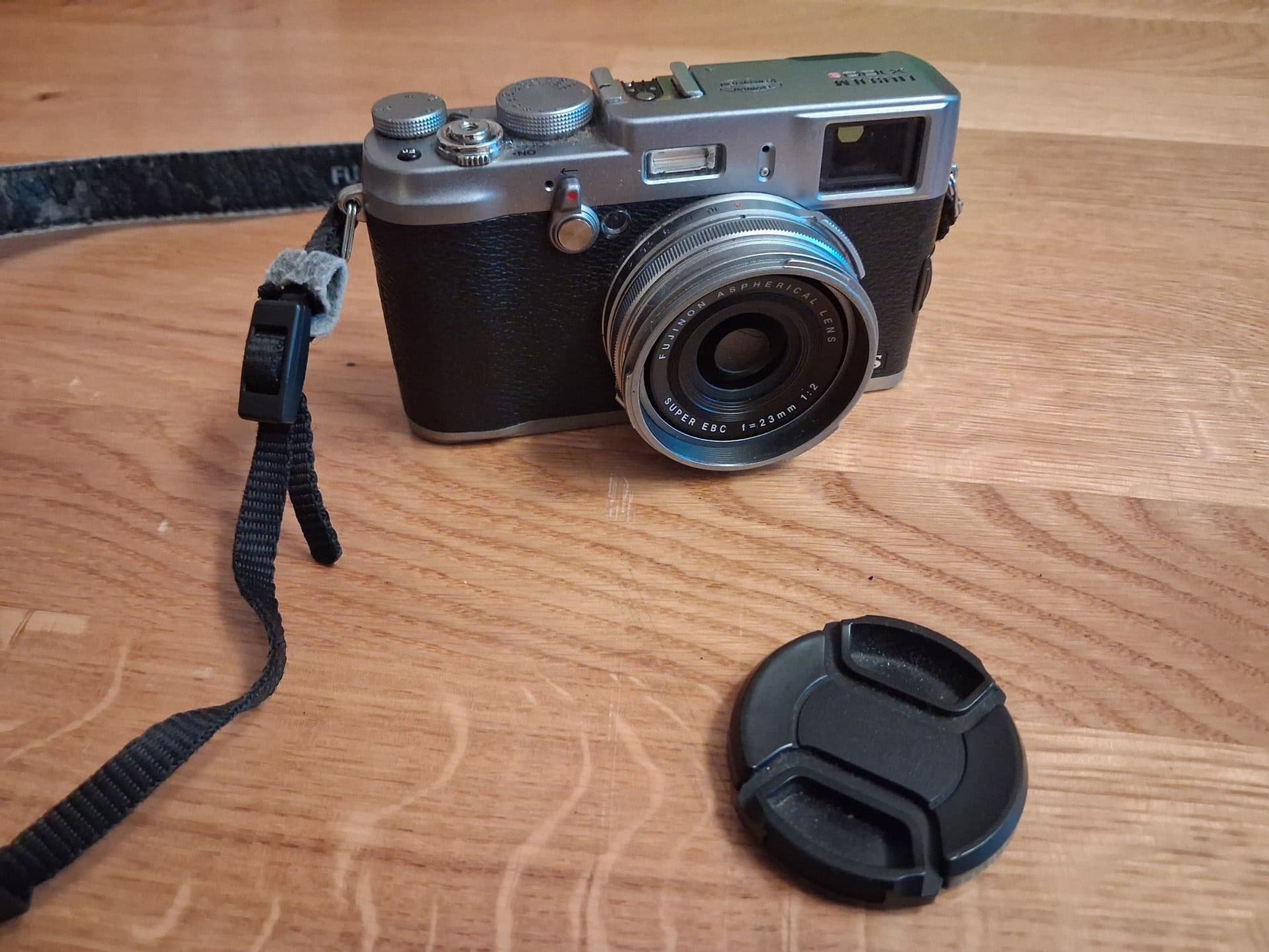 Fujifilm X100S in good used condition, fully functional, with accessories