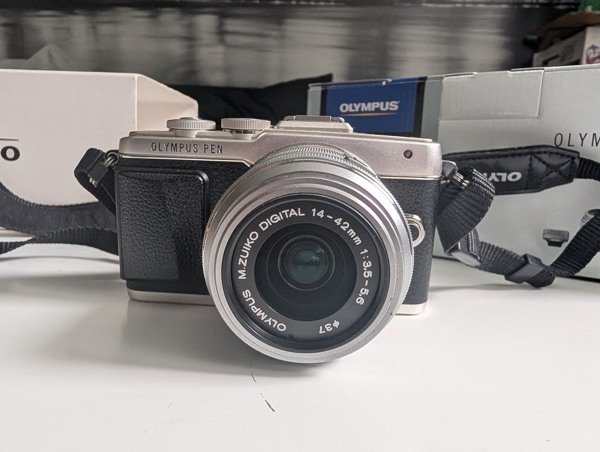 Olympus PEN E-PL7 – Low Shutter Count