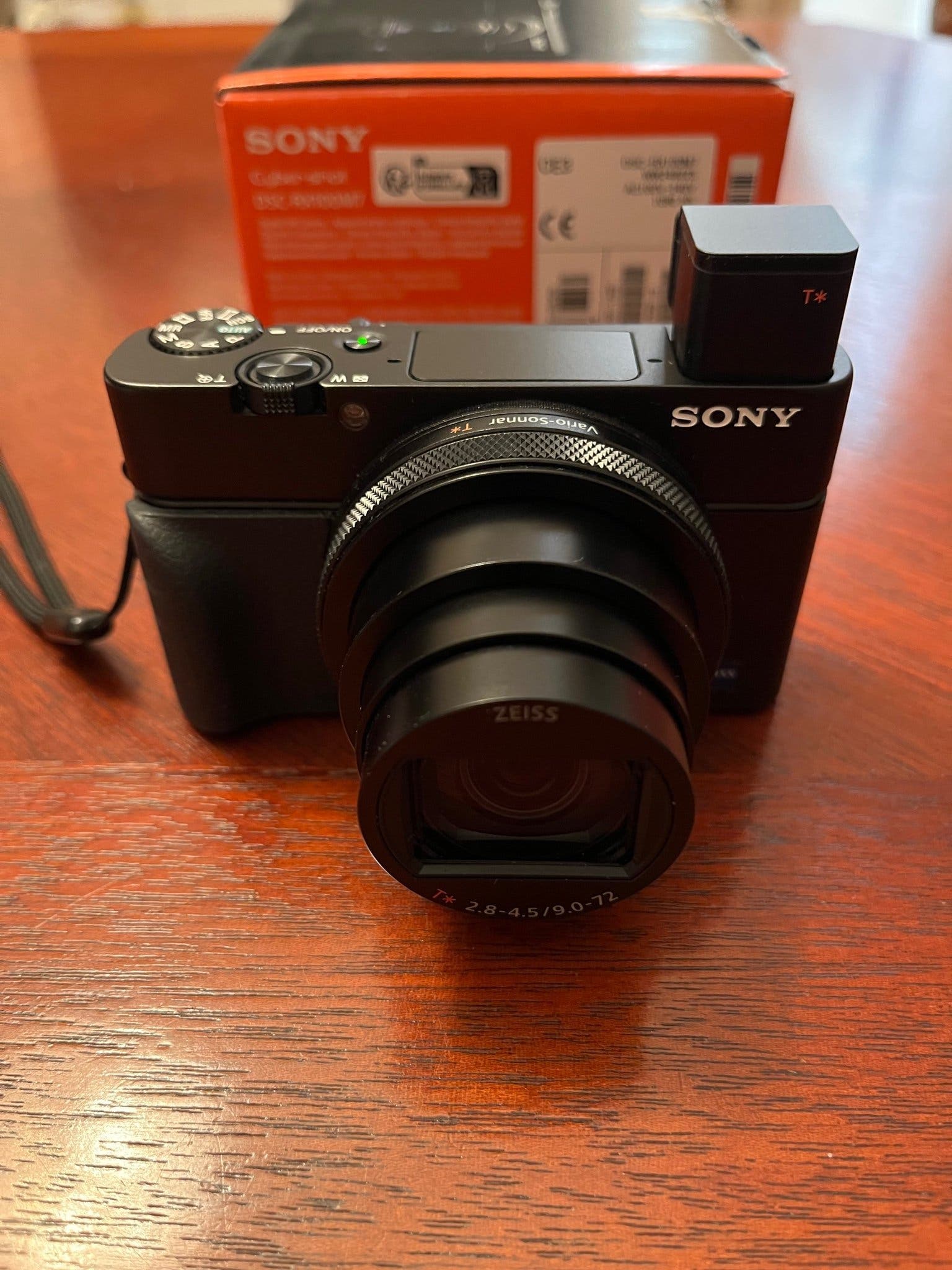 Sony DSC-RX100M7