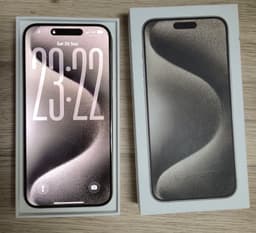 iPhone 15 Pro Max 256 GB- Natural Titanium.