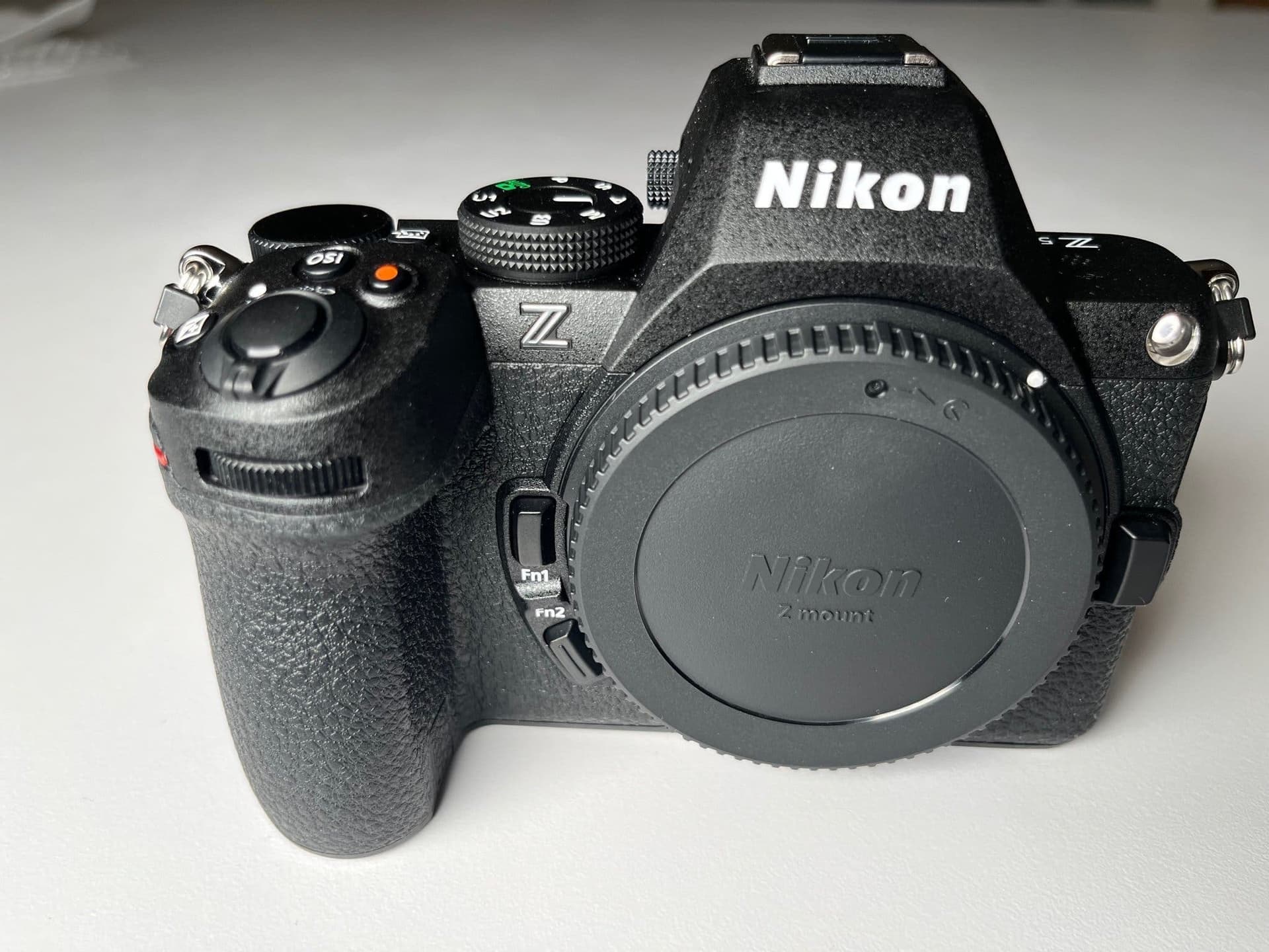 Nikon Z5 II nästan ny kamera