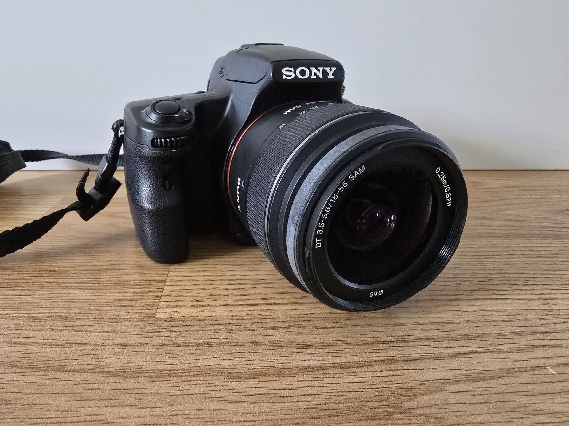 Sony Alpha 37 (SLT-A37)