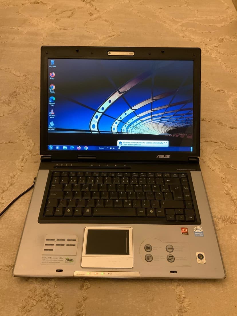 Asus Laptop 15"