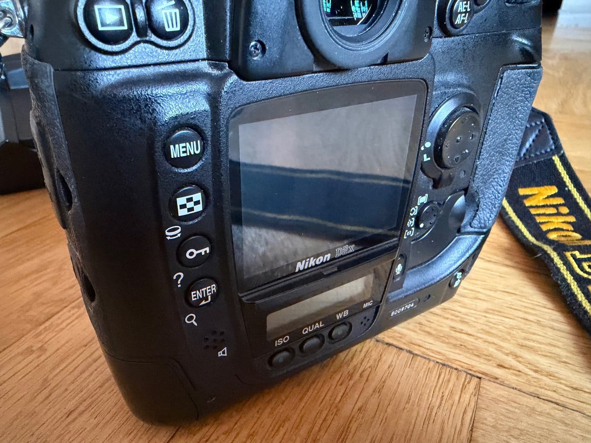 Nikon D2X & Sigma 70-300mm F4-5.6 APO DG MACRO