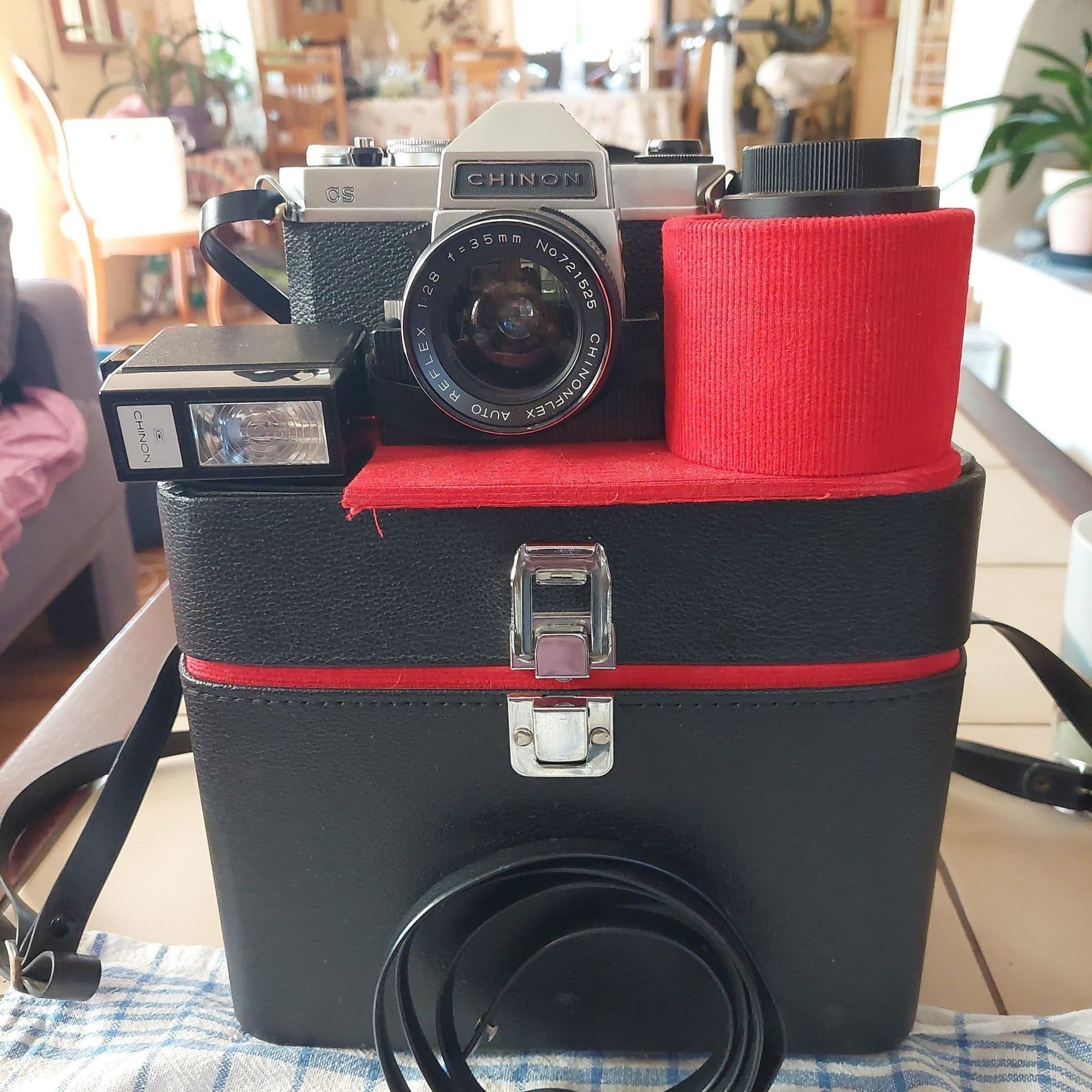 Analog systemkamera med objektiv