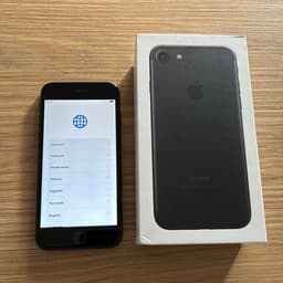 iPhone 7 32 GB Nytt batteri!