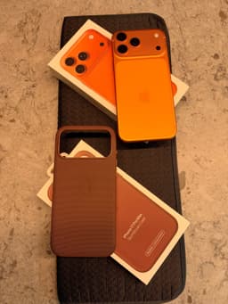 Apple iPhone 17 Pro Max 256GB - Cosmic Orange