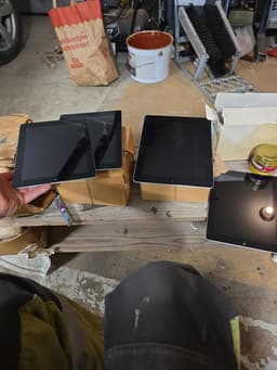4 st Apple iPad 2 A1395 16GB – olåsta & fungerande – med fodral