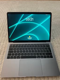MacBook Air Retina 13 tum 2018 – 8 GB / 256 GB – se beskrivning