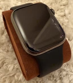 Apple Watch Series 8 45mm rostfritt stål med extra armband
