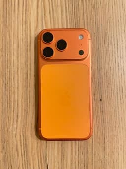 iPhone 17 Pro 256GB Cosmic Orange
