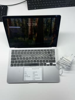MacBook Air M1, 2020