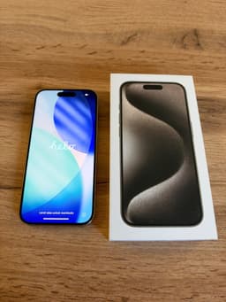 Apple iPhone 15 Pro 256GB Natural Titanium – Original Box + New Screen Protector