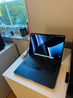 MacBook Air M3 13.6 | 2024, 256GB, Midnatt