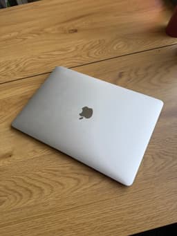 MacBook Air 13" M1 (2020) – 8GB / 256GB – Mycket gott skick!