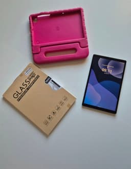 Lenovo tab m10 och tillbehör