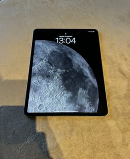 Apple iPad Pro (2022) 12.9” Wi-Fi + Cellular 128GB Gray